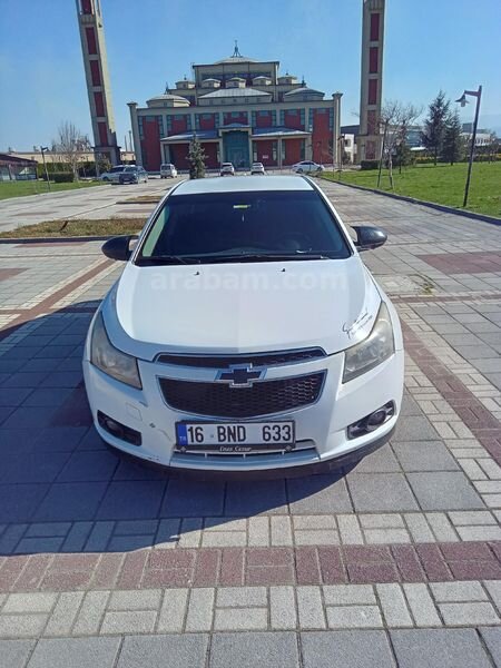 Sahibinden Chevrolet Cruze 1.6 LS 2011 Model Bursa 184.000 km Beyaz