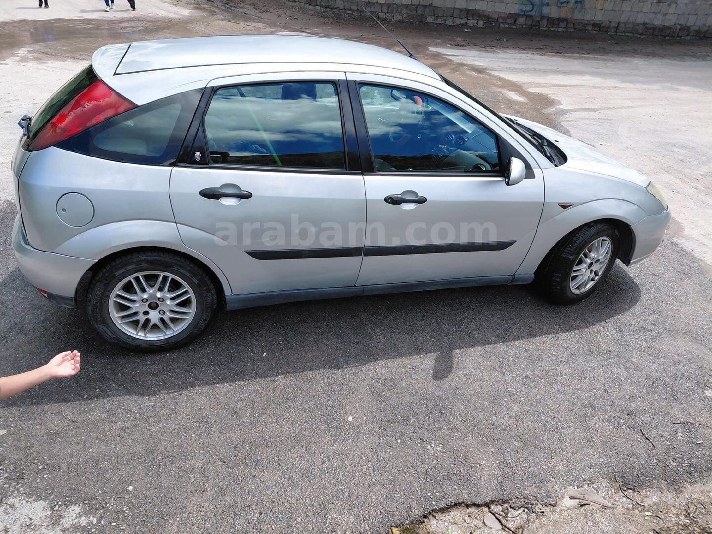 Sahibinden Ford Focus 1.6 Ghia 1999 Model Kayseri 199.925 km Gri 4