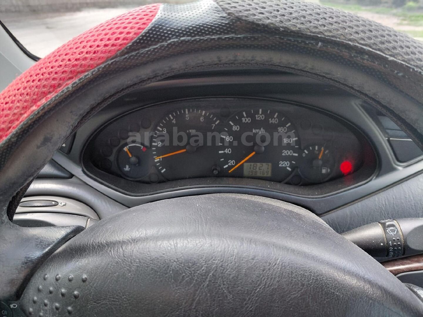 Sahibinden Ford Focus 1.6 Ghia 1999 Model Kayseri 199.925 km Gri 5