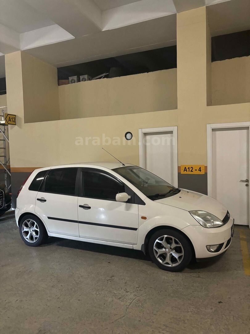 Sahibinden Ford Fiesta 1.4 TDCi Comfort 2006 Model İstanbul 261.000 km Beyaz 3