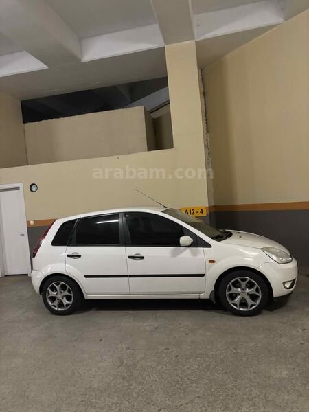 Sahibinden Ford Fiesta 1.4 TDCi Comfort 2006 Model İstanbul 261.000 km Beyaz