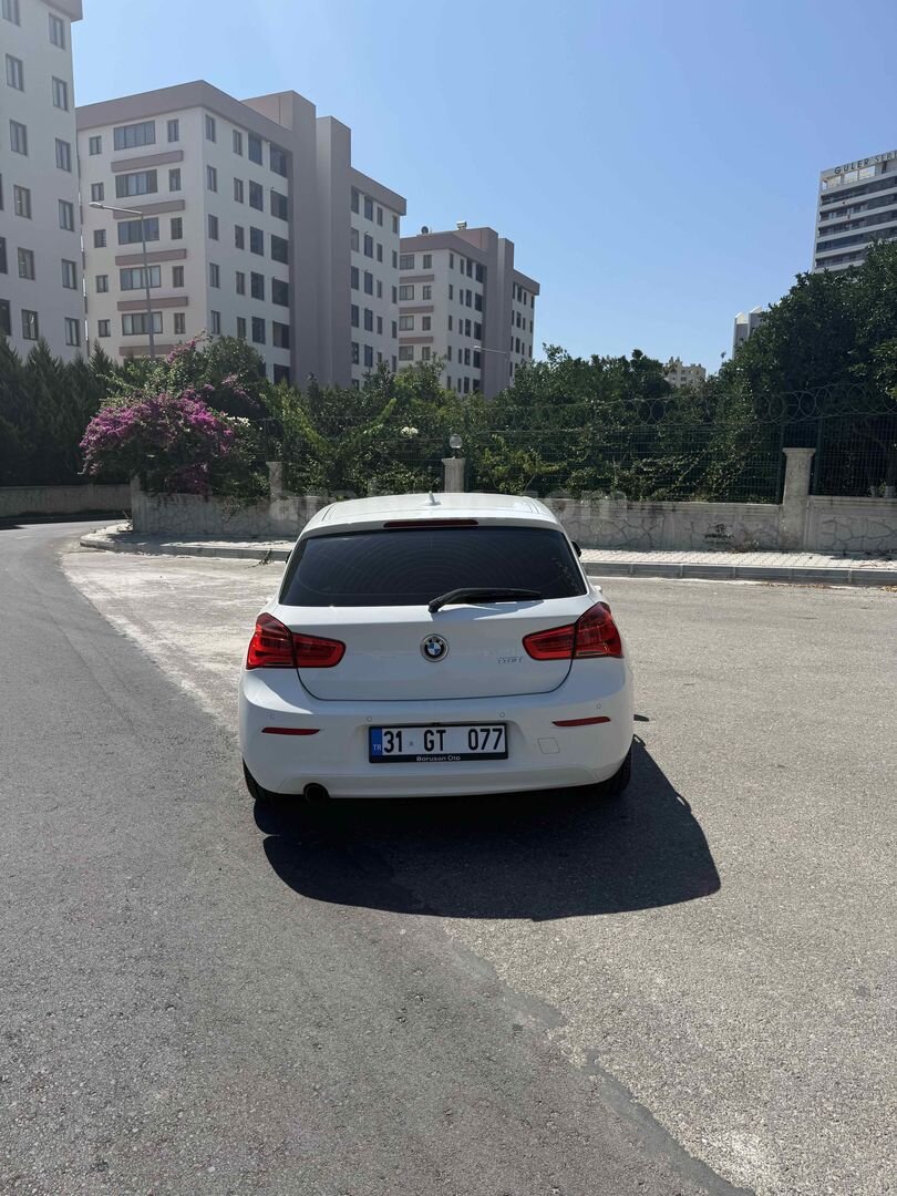 Sahibinden BMW 1 Serisi 118i Joy Plus 2015 Model Hatay 189.000 km Beyaz 7