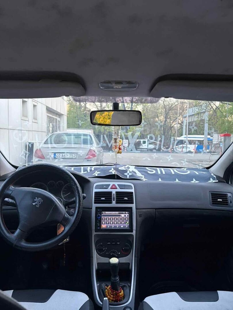 Sahibinden Peugeot 307 1.4 HDi XR 2004 Model Ankara 288.000 km Gri 6