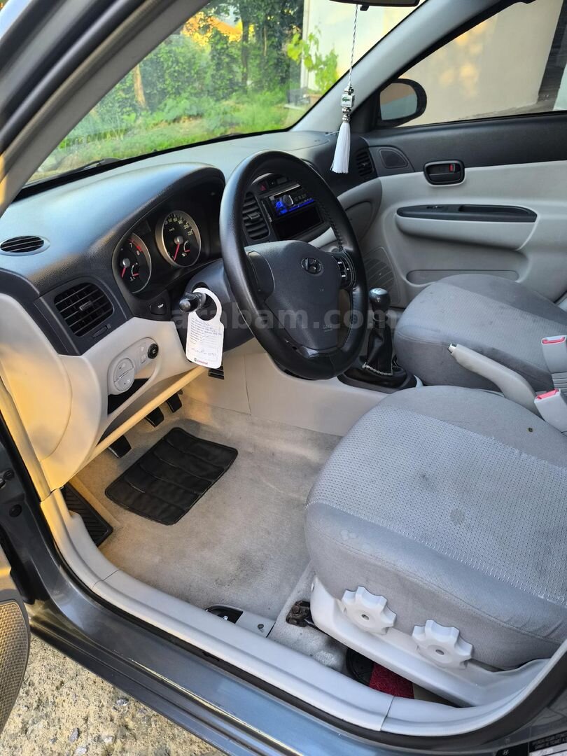 Sahibinden Hyundai Accent Era 1.4 Select 2006 Model Bartın 211.000 km Gri (titanyum) 7