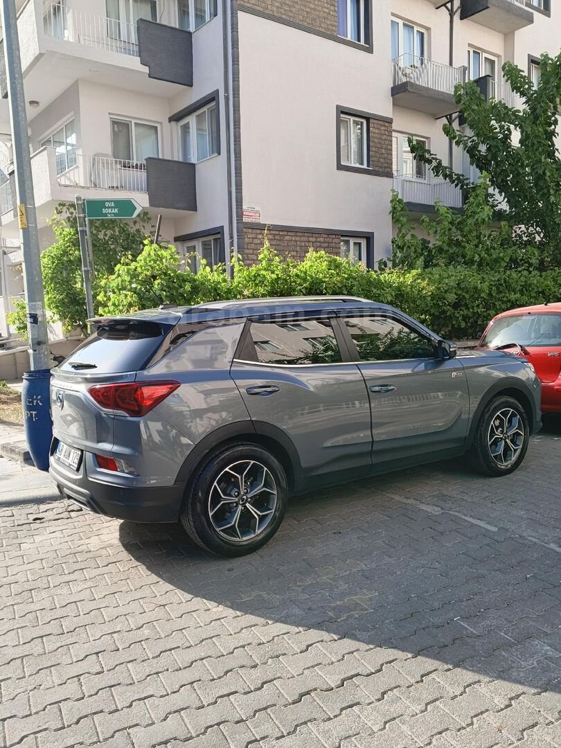 Sahibinden KGM SsangYong Korando 1.5 G Platinium 2023 Model Muğla 66.000 km Gri 3
