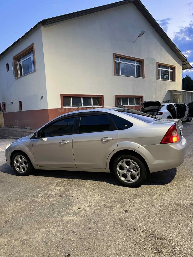 Sahibinden Ford Focus 1.6 TDCi Collection 2011 Model Kastamonu 229.000 km Gri 3