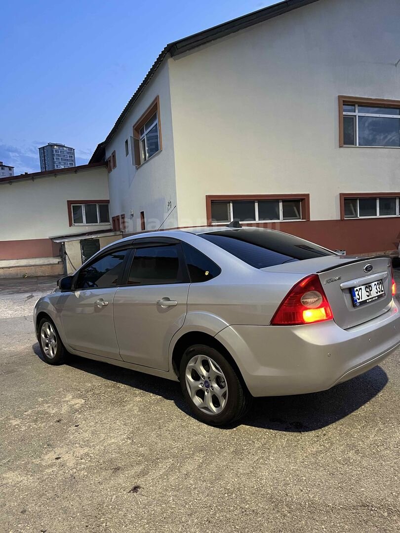 Sahibinden Ford Focus 1.6 TDCi Collection 2011 Model Kastamonu 229.000 km Gri 4