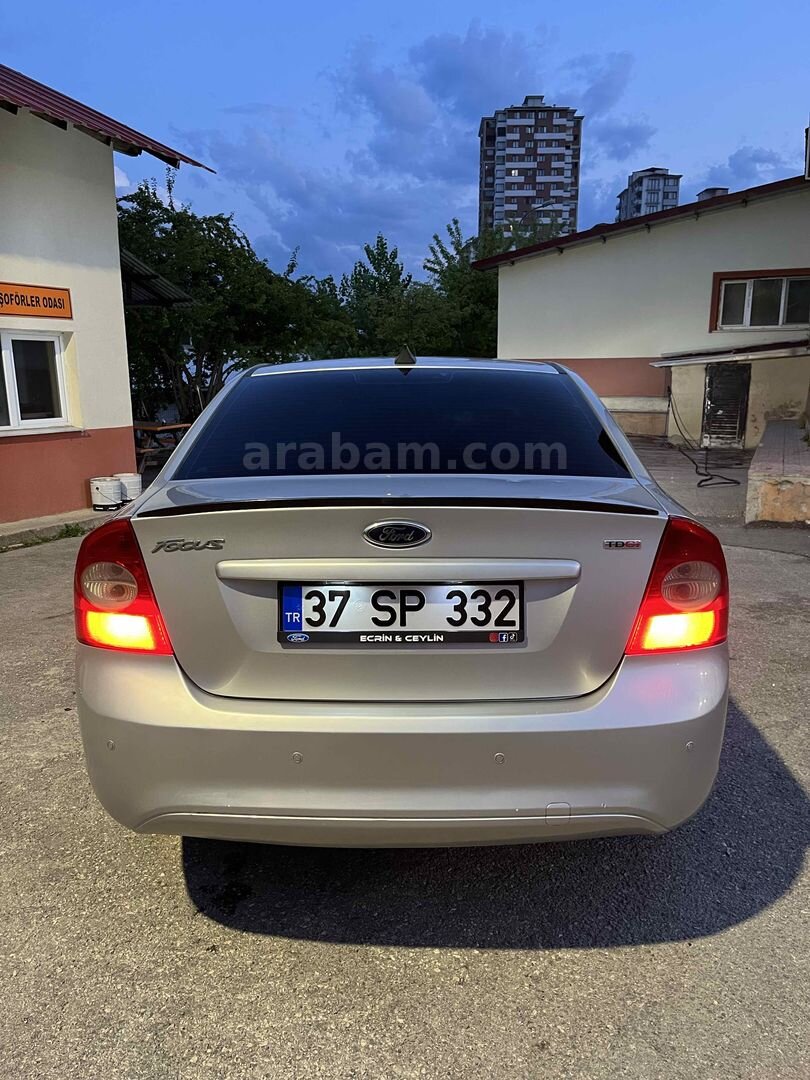 Sahibinden Ford Focus 1.6 TDCi Collection 2011 Model Kastamonu 229.000 km Gri 6