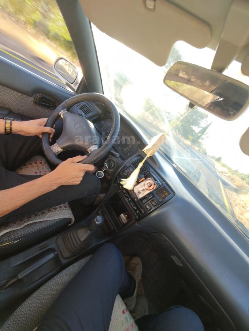 Sahibinden Toyota Corolla 1.3 XE 1996 Model Şanlıurfa 386.000 km Gri 5