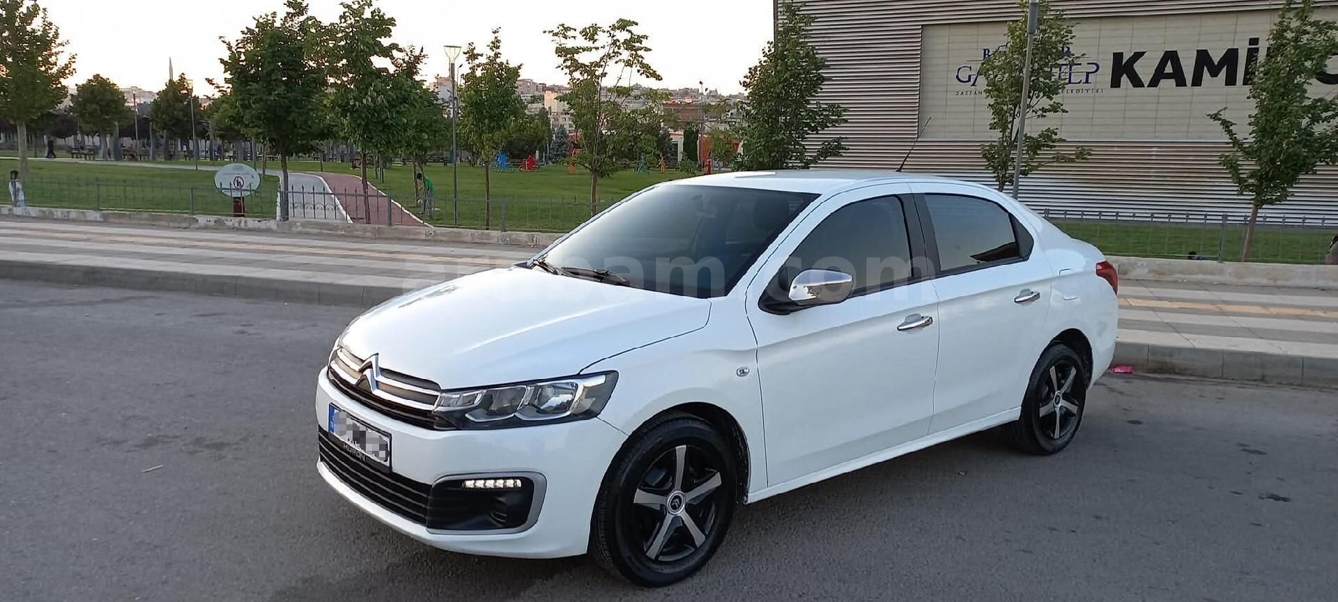 Galeriden Citroen C-Elysée 1.6 HDi Live 2017 Model Gaziantep 305.000 km Beyaz 5