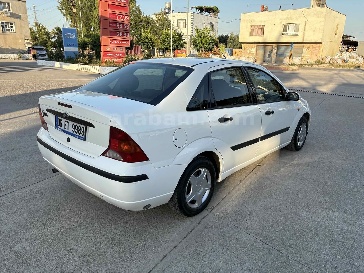 Sahibinden Ford Focus 1.6 Comfort 2004 Model Adana 328.000 km Beyaz 7