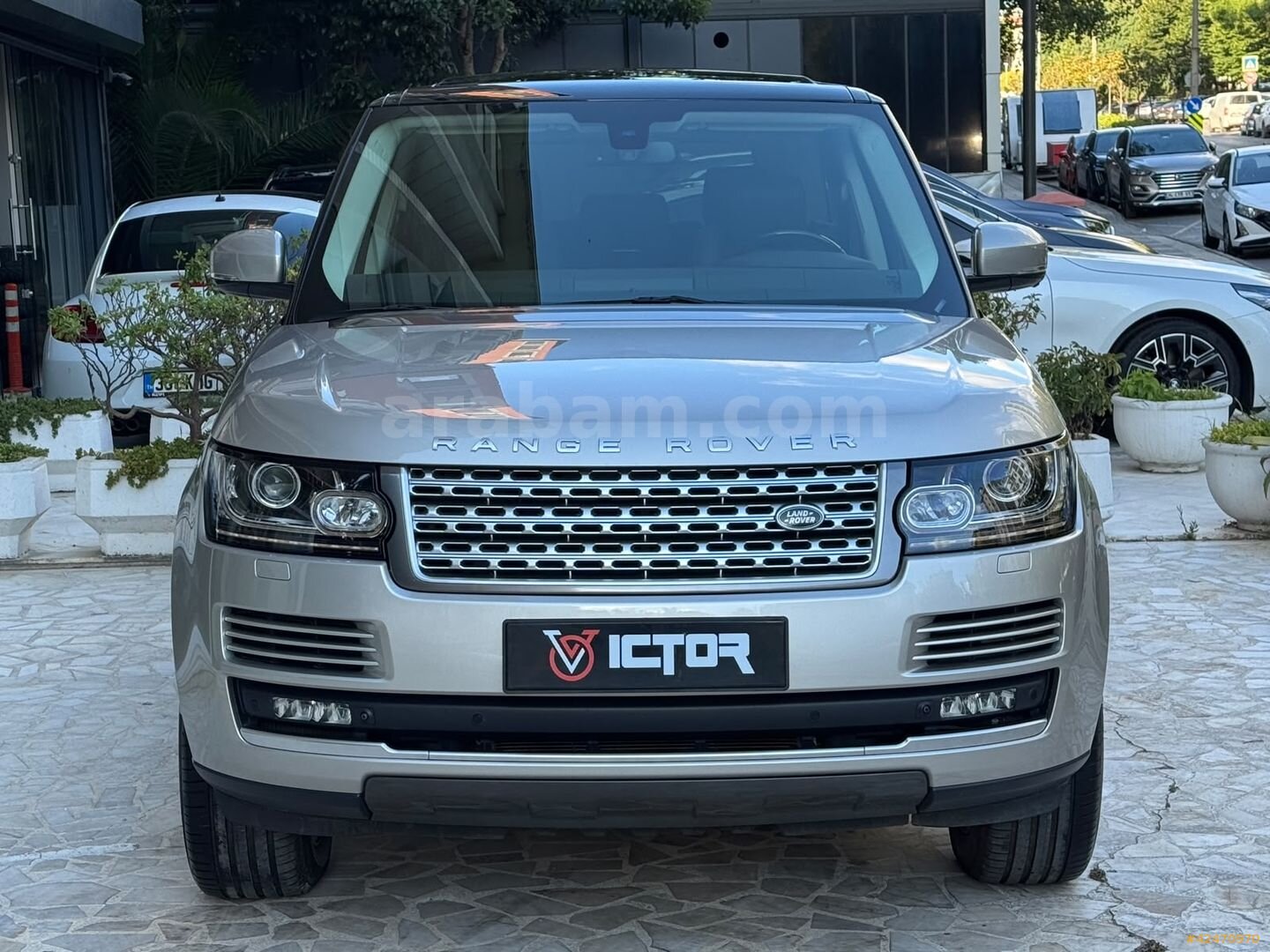 Galeriden Land Rover Range 3.0 TDV6 Vogue 2015 Model İstanbul 29.000 km Bej 2