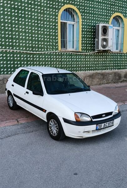 Sahibinden Ford Fiesta 1.25 Flair 2001 Model Kayseri 176.000 km Beyaz
