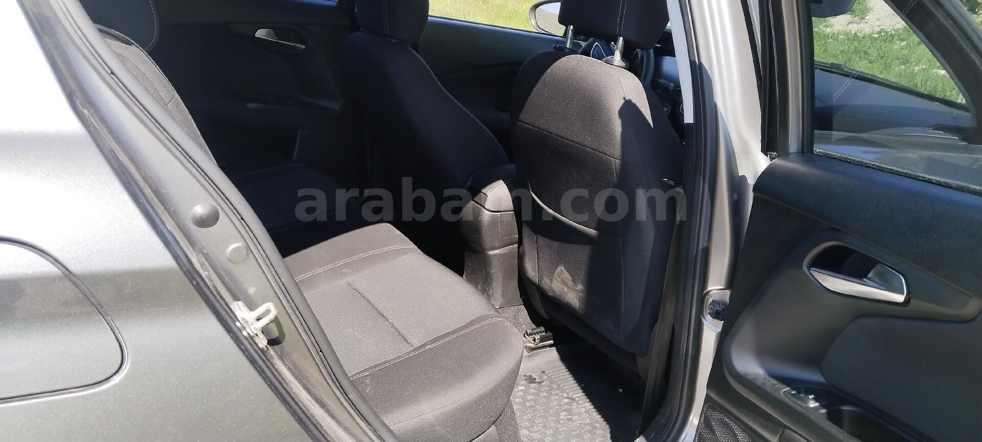 Sahibinden Fiat Egea 1.4 Fire Urban 2022 Model Sivas 80.000 km Füme 2