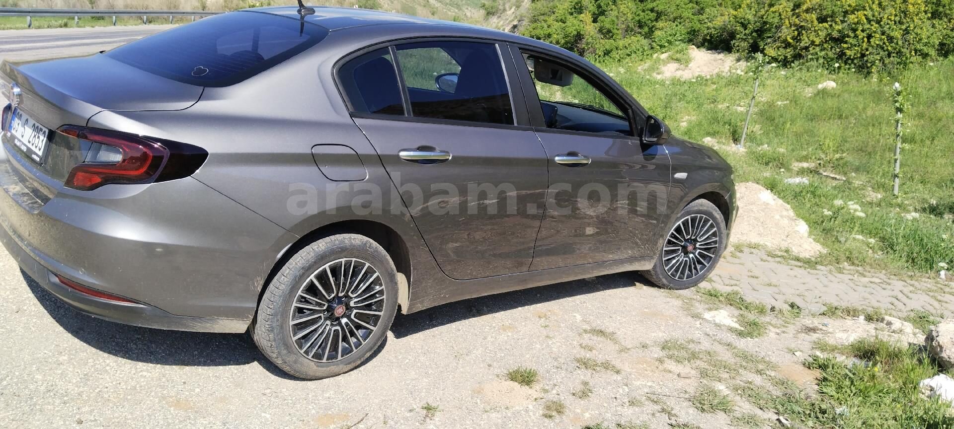 Sahibinden Fiat Egea 1.4 Fire Urban 2022 Model Sivas 80.000 km Füme 5