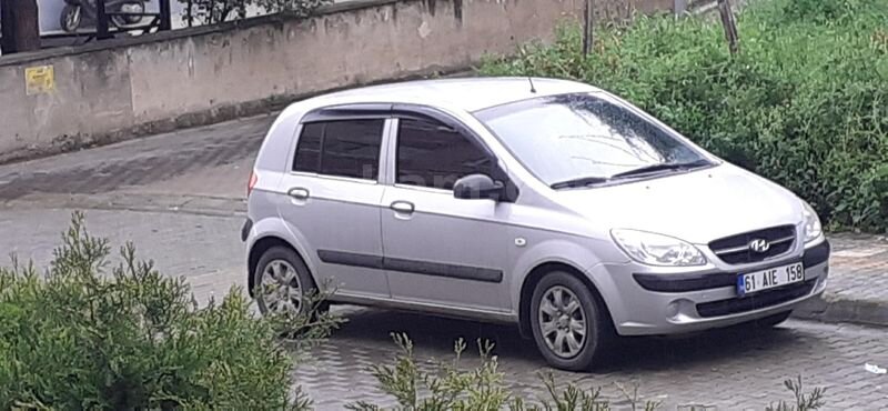 Sahibinden Hyundai Getz 1.4 DOHC Start 2011 Model Trabzon 161.000 km Gri (Gümüş)