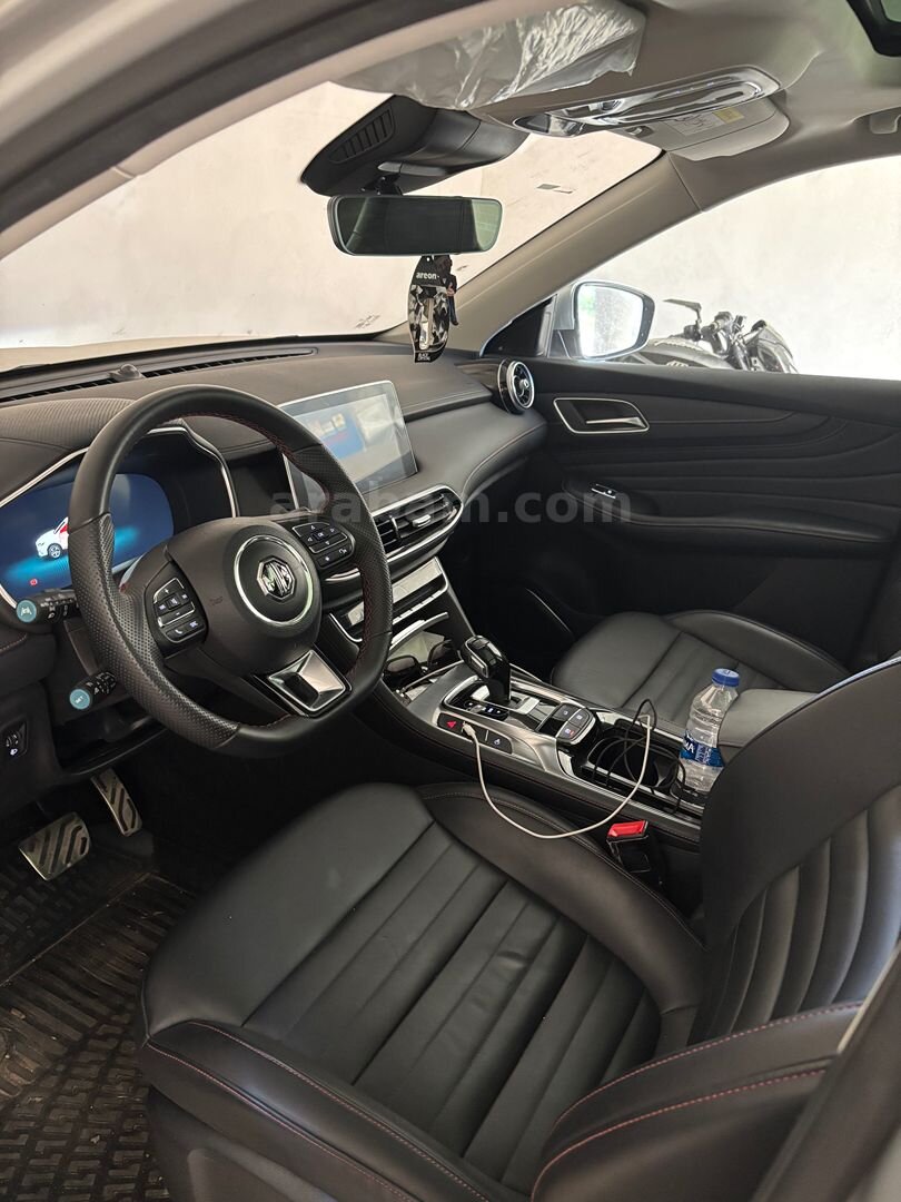 Sahibinden MG HS 1.5 T-GDI Luxury 2024 Model 5