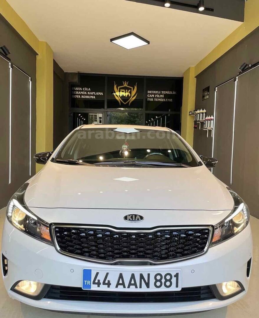 Sahibinden Kia Cerato 1.6 CRDi Concept Techno 2017 Model Malatya 62.000 km Beyaz 3