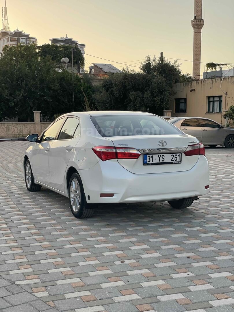 Sahibinden Toyota Corolla 1.6 Advance 2014 Model Adana 187.000 km Beyaz 6