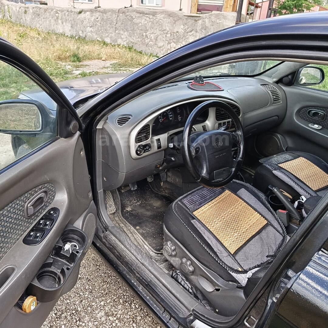 Sahibinden Kia Shuma LS 2004 Model Erzurum 294.000 km Siyah 6