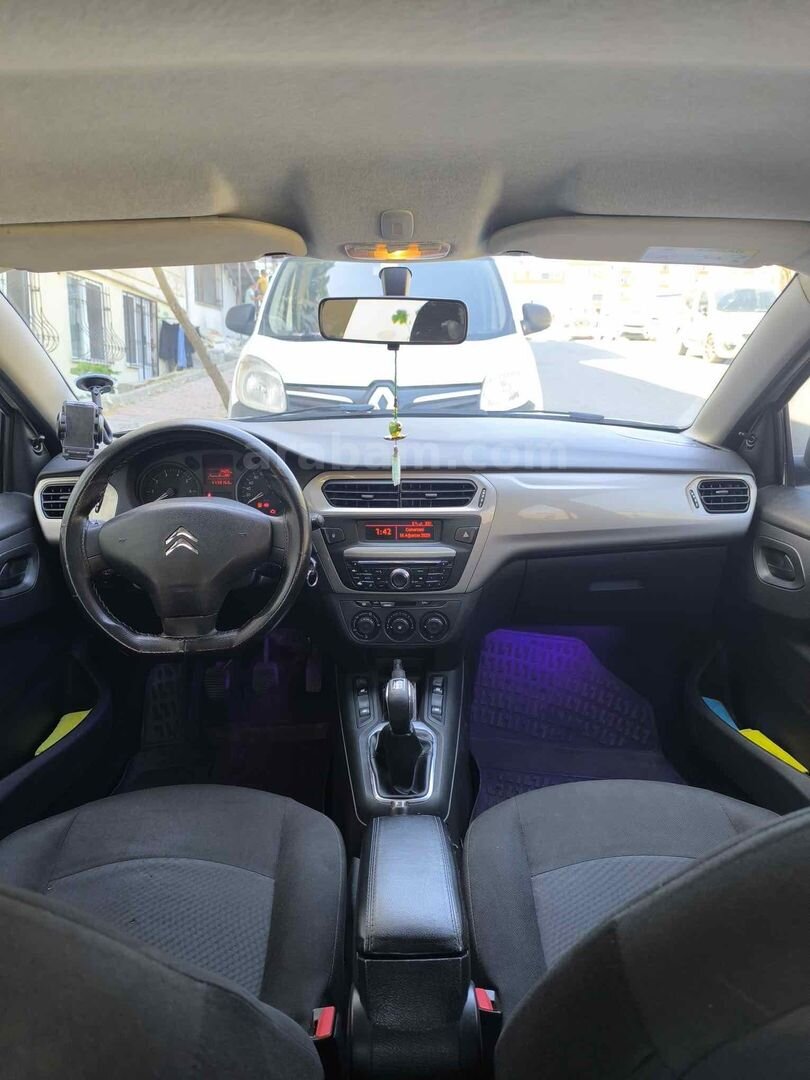 Sahibinden Citroen C-Elysée 1.6 HDi Confort 2016 Model İstanbul 180.000 km Beyaz 6