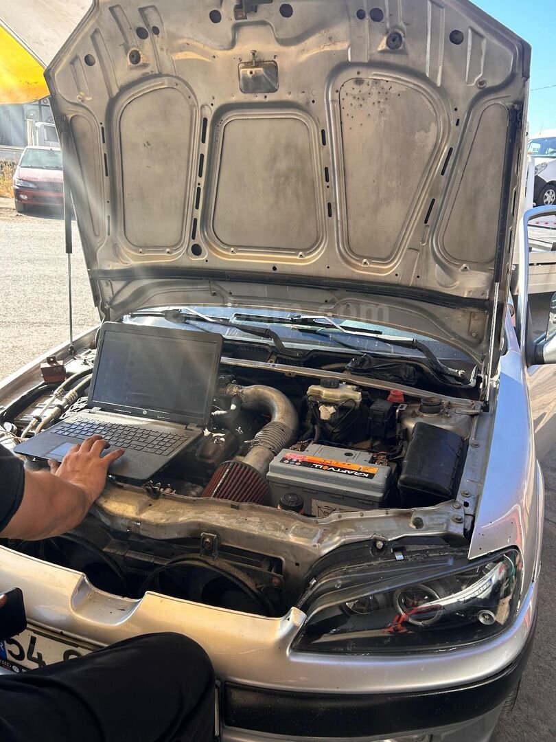 Sahibinden Peugeot 106 Quicksilver 2001 Model Sakarya 200.000 km Gri (Gümüş) 4