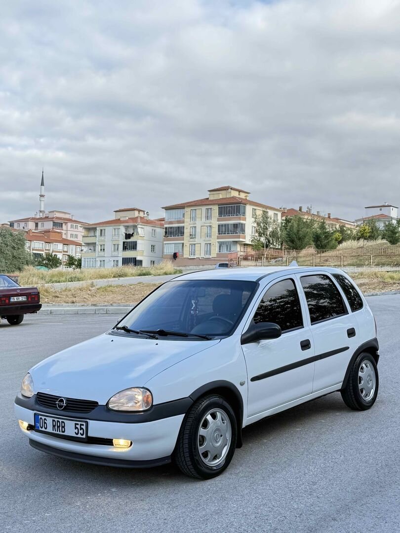 Sahibinden Opel Corsa 1.4 GLS 1998 Model Çorum 240.000 km Beyaz 1