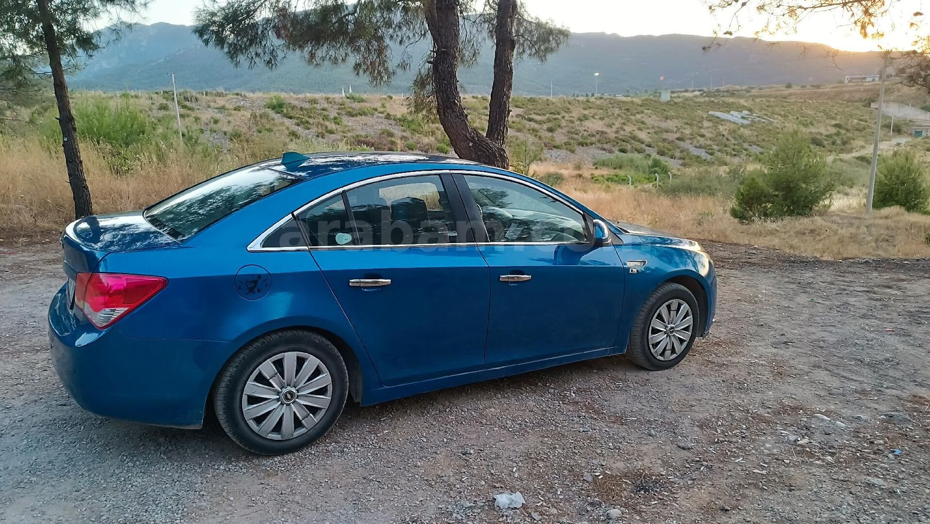 Sahibinden Chevrolet Cruze 1.6 2009 Model İzmir 221.500 km Mavi 5