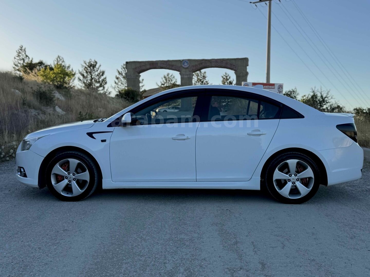 Sahibinden Chevrolet Cruze 1.6 Design Edition 2011 Model Kütahya 214.000 km Beyaz 7