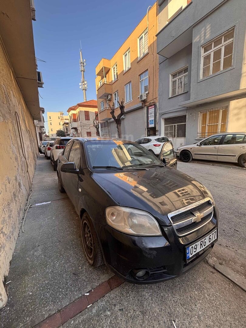 Sahibinden Chevrolet Aveo 1.2 LS 2010 Model Mersin 217.000 km Siyah 3