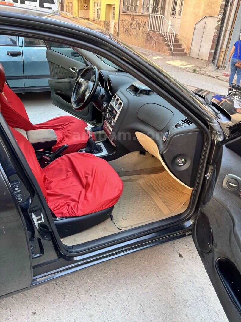 Sahibinden Alfa Romeo 156 1.6 TS Distinctive 2004 Model Manisa 324.000 km Siyah 7