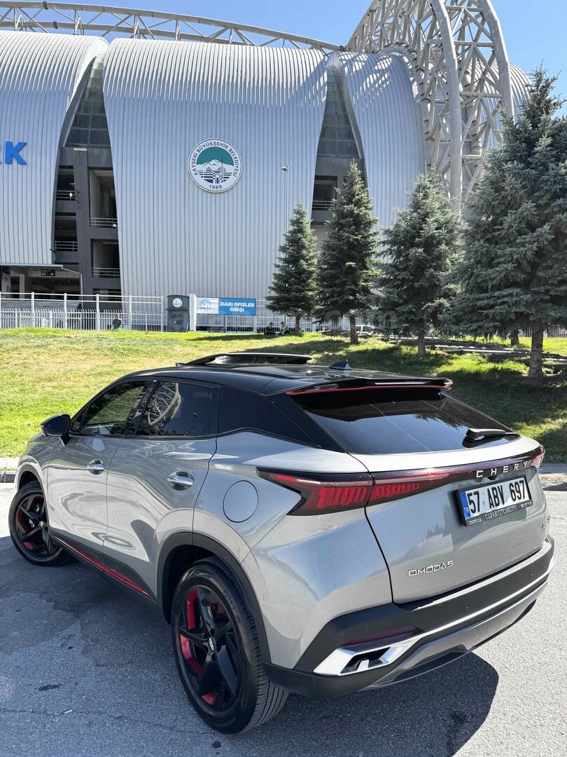 Sahibinden Chery Omoda 5 1.6 T-GDI Excellent 2023 Model Kayseri 38.800 km Gri 4