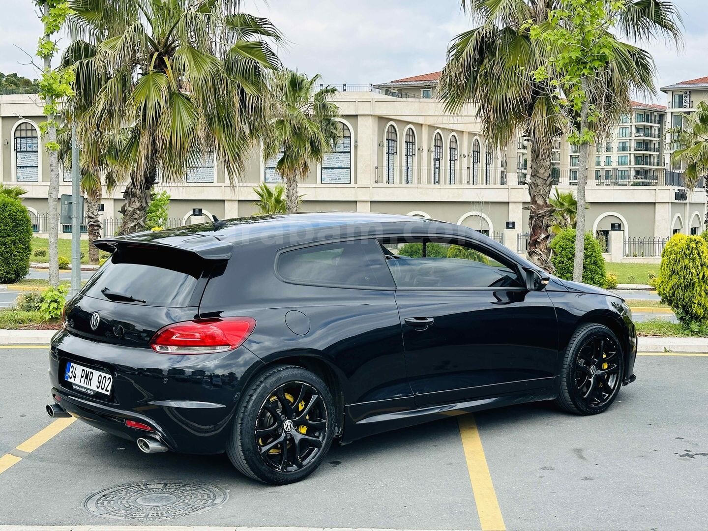 Sahibinden Volkswagen Scirocco 1.4 TSi Sportline 2012 Model İstanbul 198.000 km Siyah 4