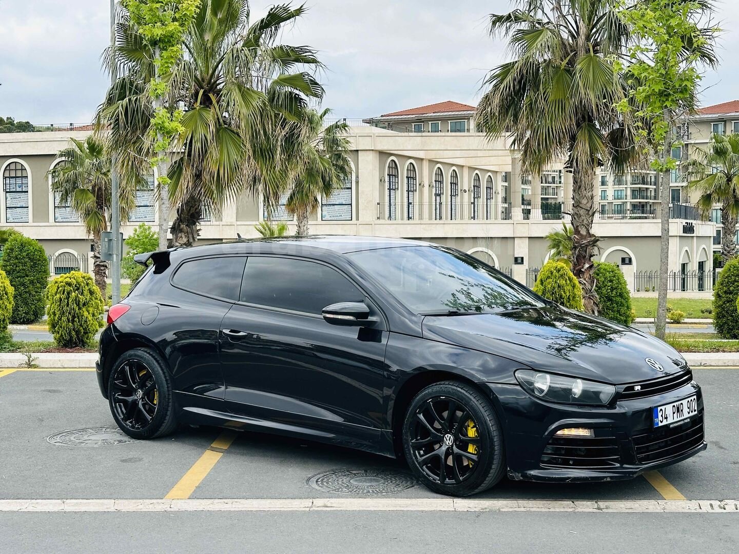 Sahibinden Volkswagen Scirocco 1.4 TSi Sportline 2012 Model İstanbul 198.000 km Siyah 1