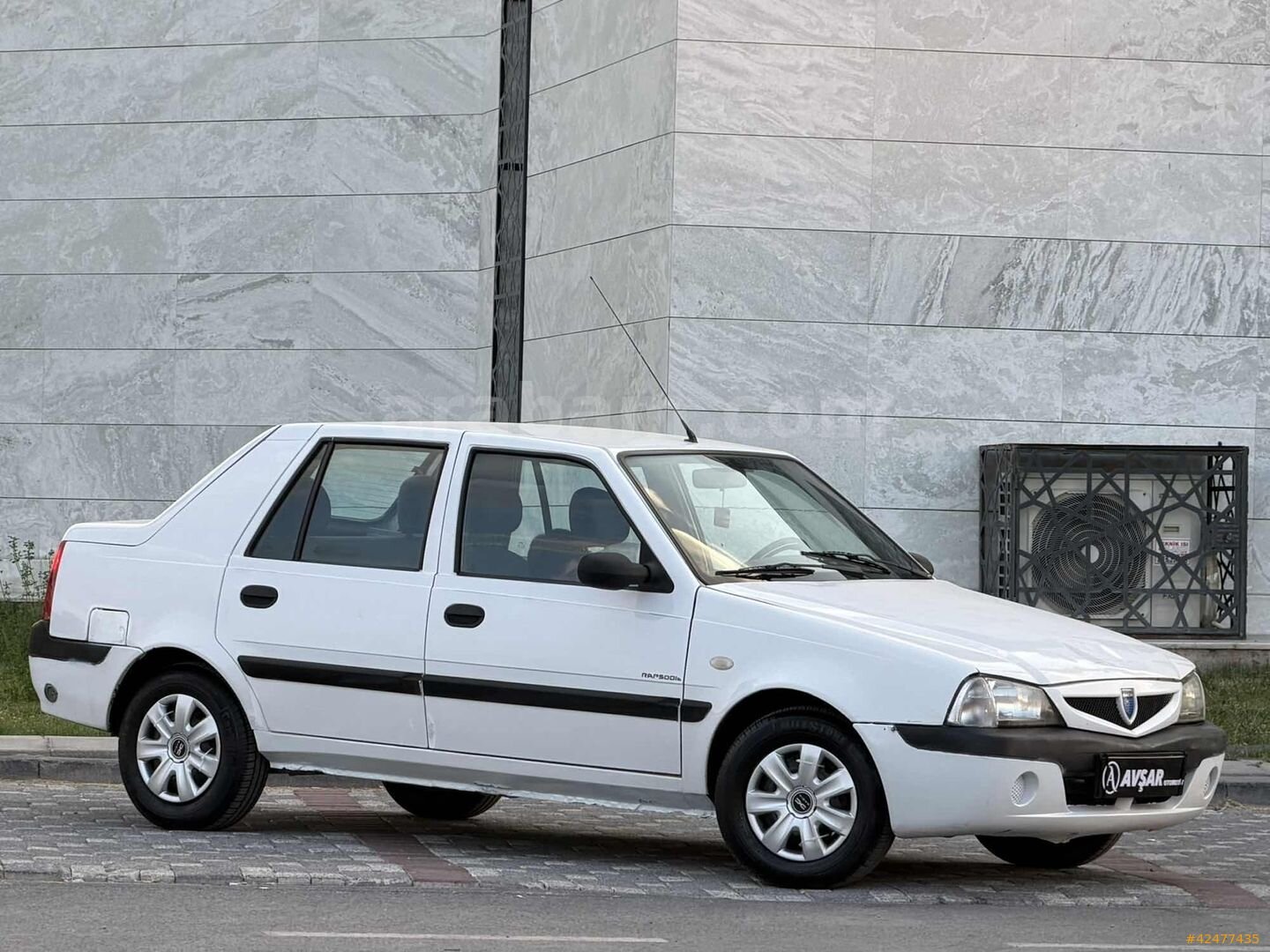 Galeriden Dacia Solenza 1.4 Rapsodie 2004 Model Kayseri 319.000 km Beyaz 2