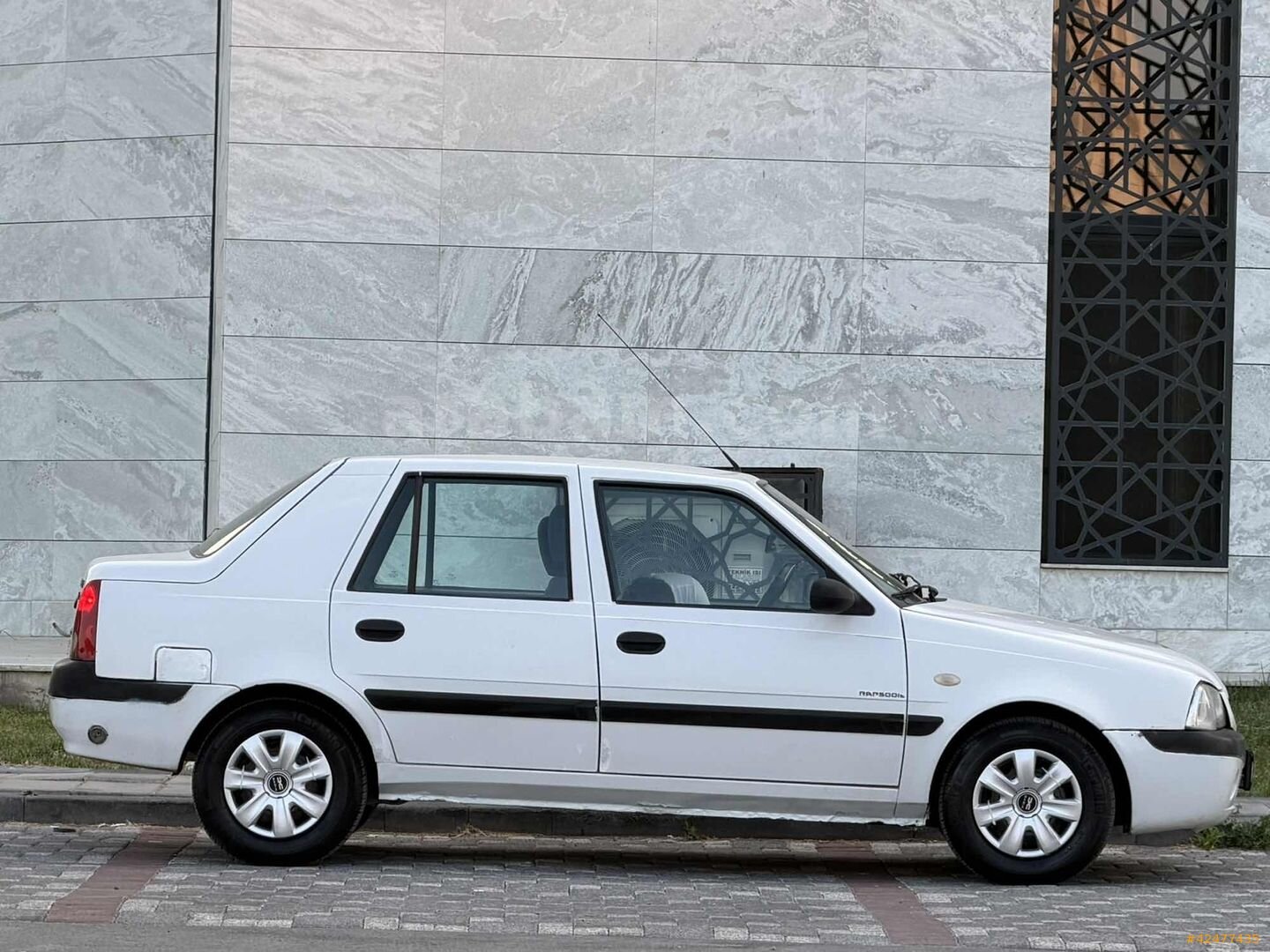 Galeriden Dacia Solenza 1.4 Rapsodie 2004 Model Kayseri 319.000 km Beyaz 4