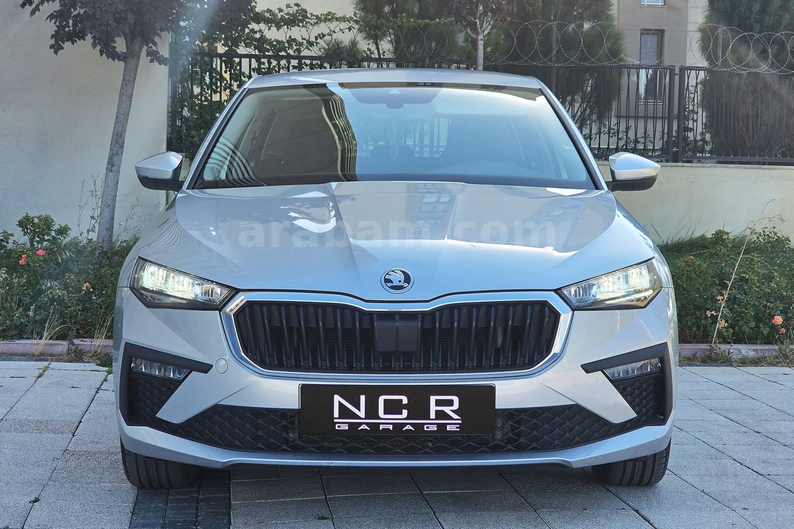 Galeriden Skoda Scala 1.0 TSI Elite 2024 Model Konya 39.000 km Gri (Gümüş) 3
