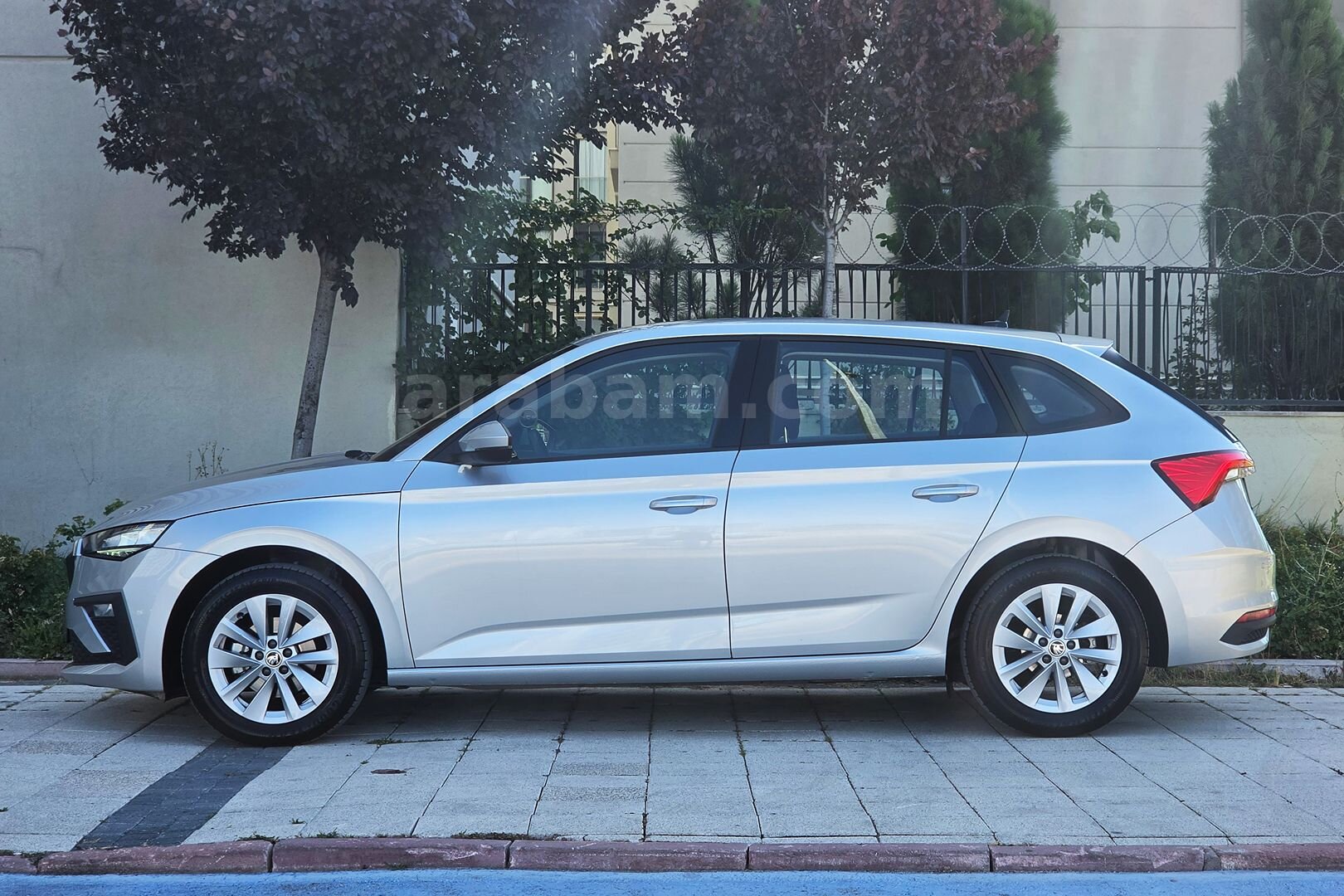 Galeriden Skoda Scala 1.0 TSI Elite 2024 Model Konya 39.000 km Gri (Gümüş) 7