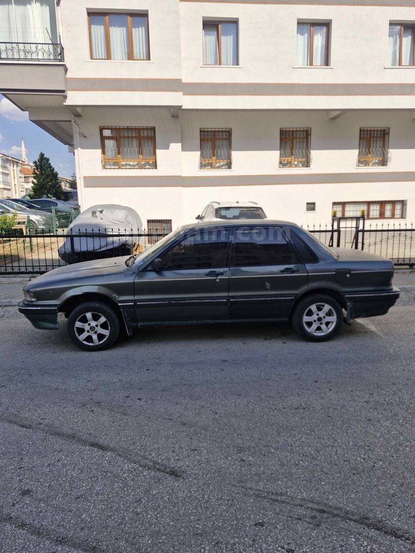 Sahibinden Mitsubishi Galant 1.8 GLS 1990 Model Ankara 352.000 km Yeşil (metalik) 3