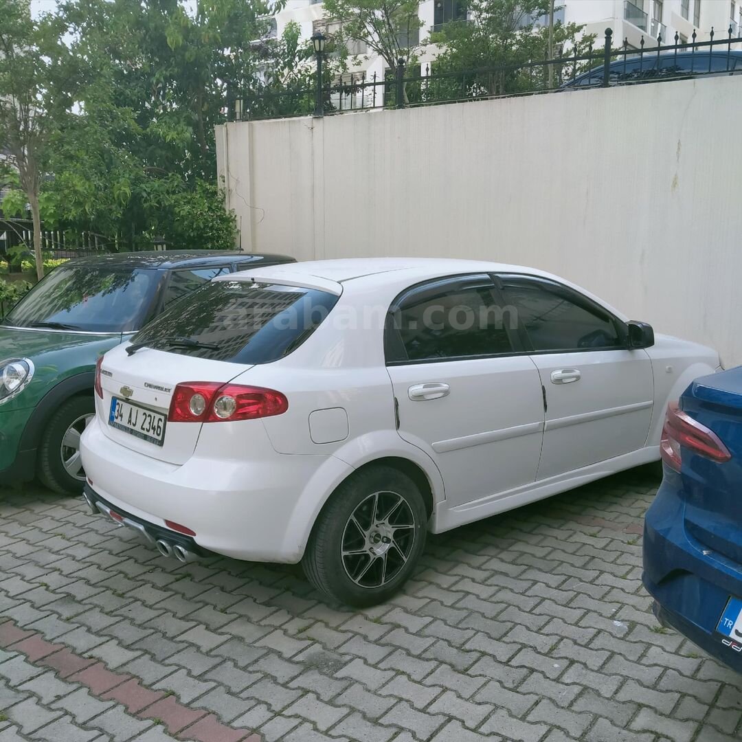 Sahibinden Chevrolet Lacetti 1.4 SE 2010 Model İstanbul 115.000 km Beyaz 7
