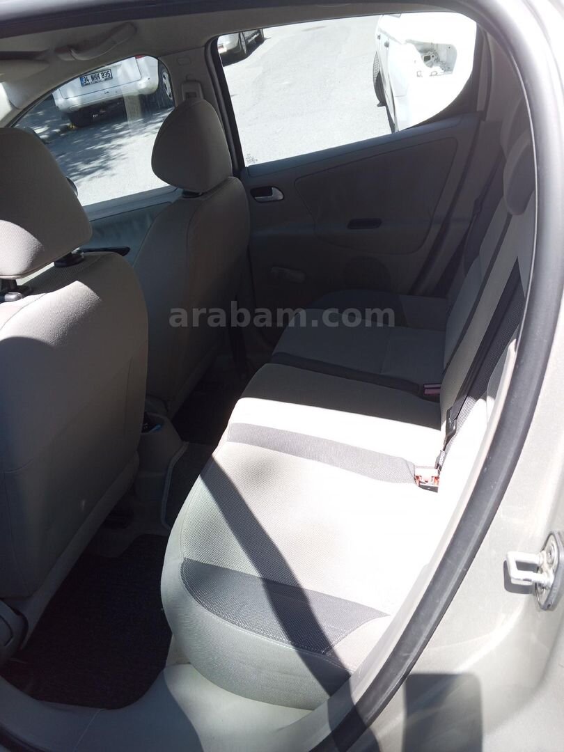 Sahibinden Peugeot 207 1.4 Trendy 2010 Model İstanbul 125.000 km Bej 2