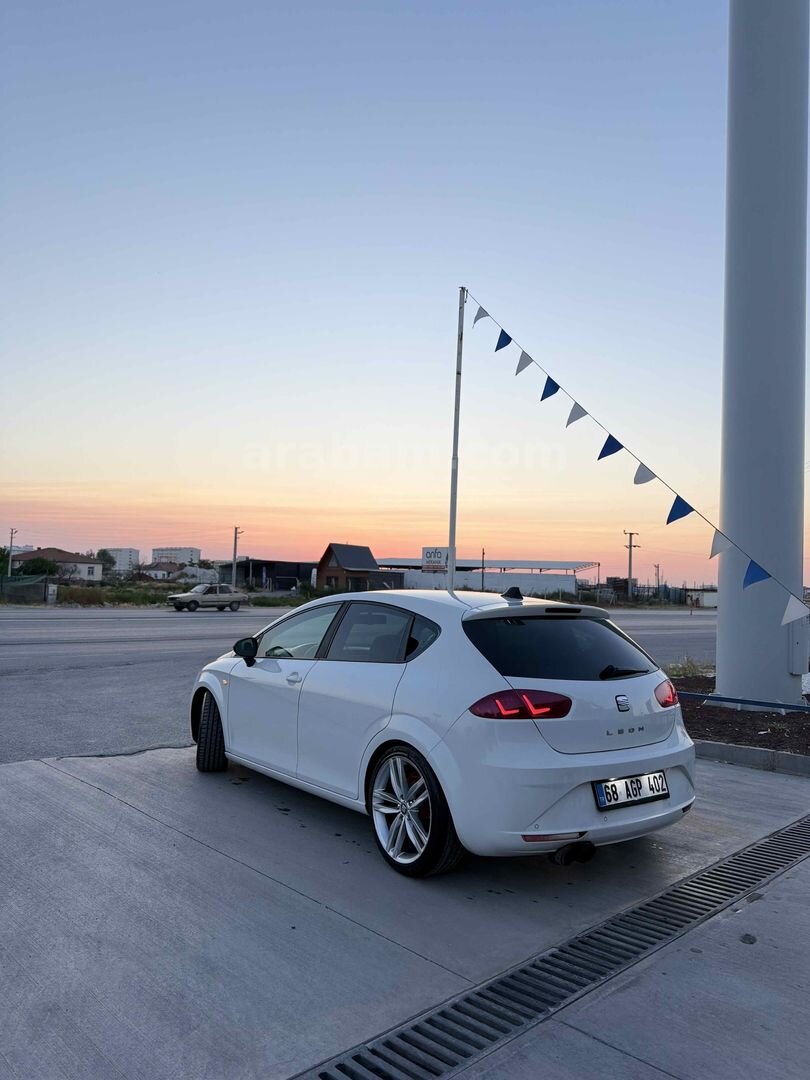 Sahibinden Seat Leon 1.6 TDI Copa Plus 2012 Model Kayseri 192.000 km Beyaz 3