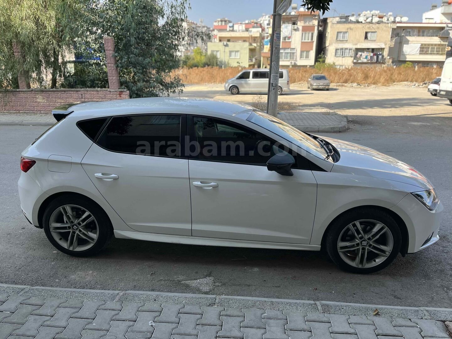 Sahibinden Seat Leon 1.6 TDI CR Style 2014 Model Mersin 202.000 km Beyaz 5