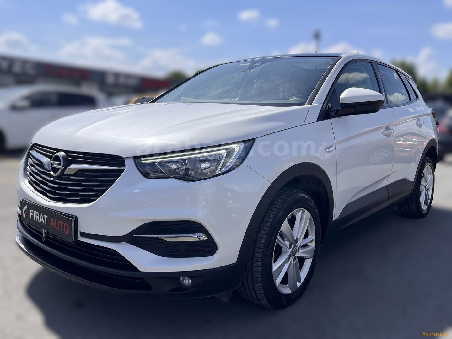 Galeriden Opel Grandland X 1.5 D Enjoy 2019 Model İstanbul 160.000 km Beyaz 3