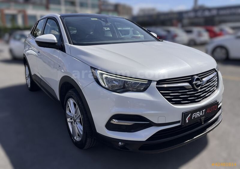 Galeriden Opel Grandland X 1.5 D Enjoy 2019 Model İstanbul 160.000 km Beyaz