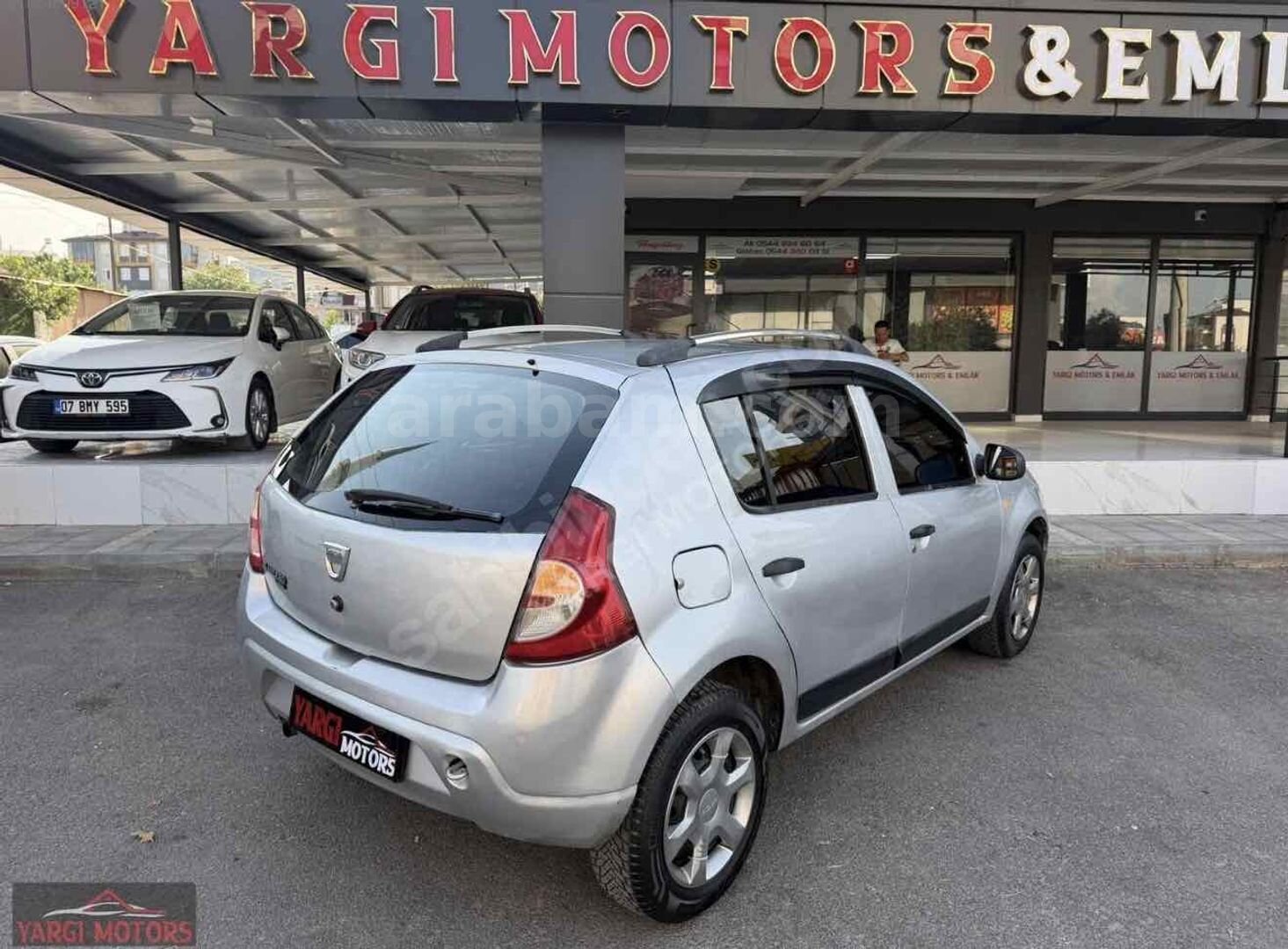 Galeriden Dacia Sandero 1.5 dCi Ambiance 2011 Model Antalya 210.000 km Gri 7