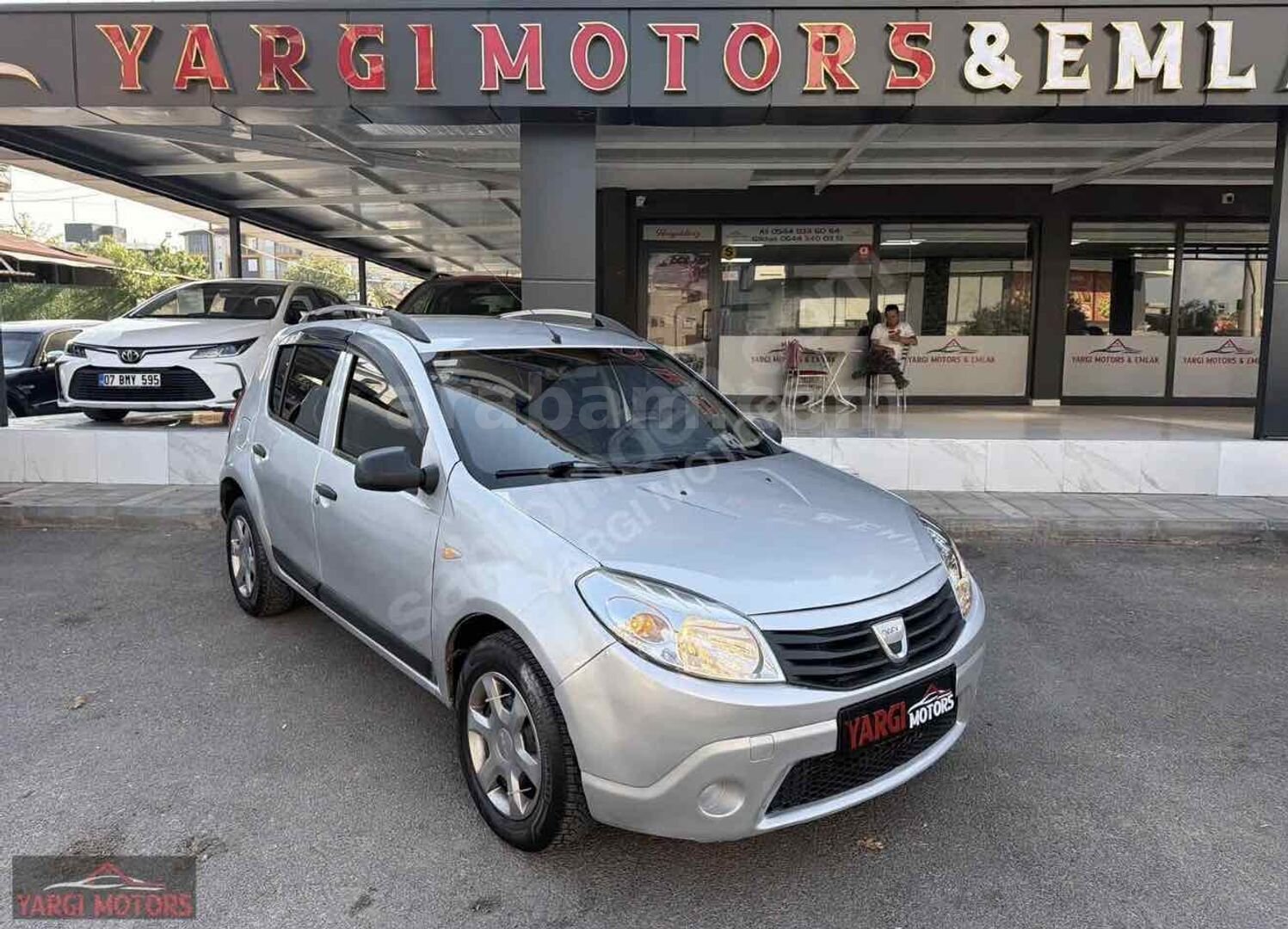 Galeriden Dacia Sandero 1.5 dCi Ambiance 2011 Model Antalya 210.000 km Gri 1