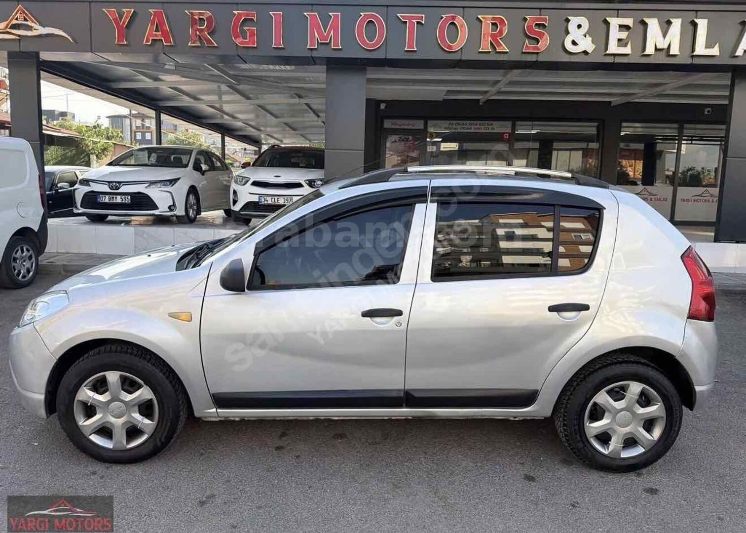 Galeriden Dacia Sandero 1.5 dCi Ambiance 2011 Model Antalya 210.000 km Gri 6