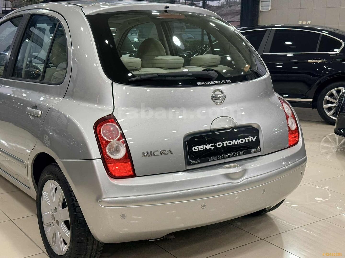 Galeriden Nissan Micra 1.2 Tekna 2009 Model İzmir 239.000 km Gri 4