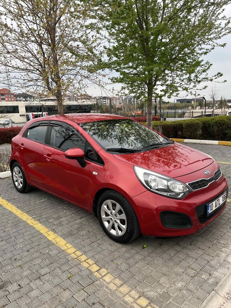 Sahibinden Kia Rio 1.25 CVVT Natty 2012 Model Balıkesir 152.000 km Kırmızı 1